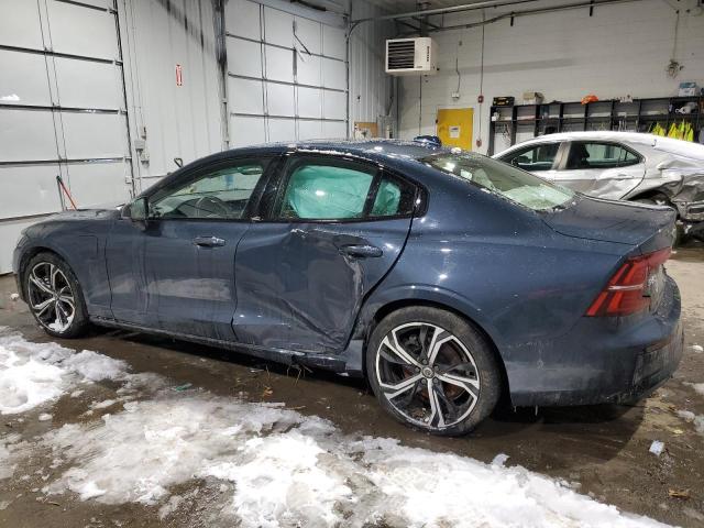  VOLVO S60 PLUS 2023 Granatowy