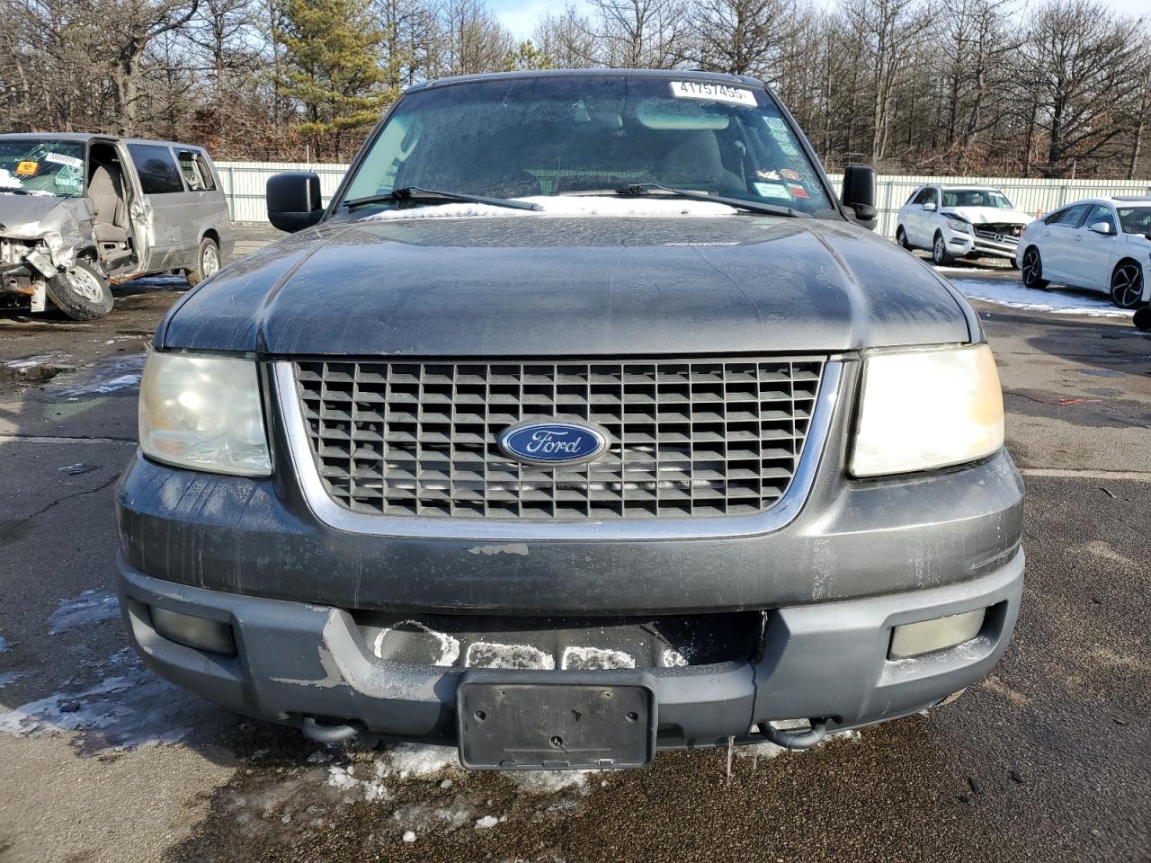 2003 Ford Expedition - Image 5