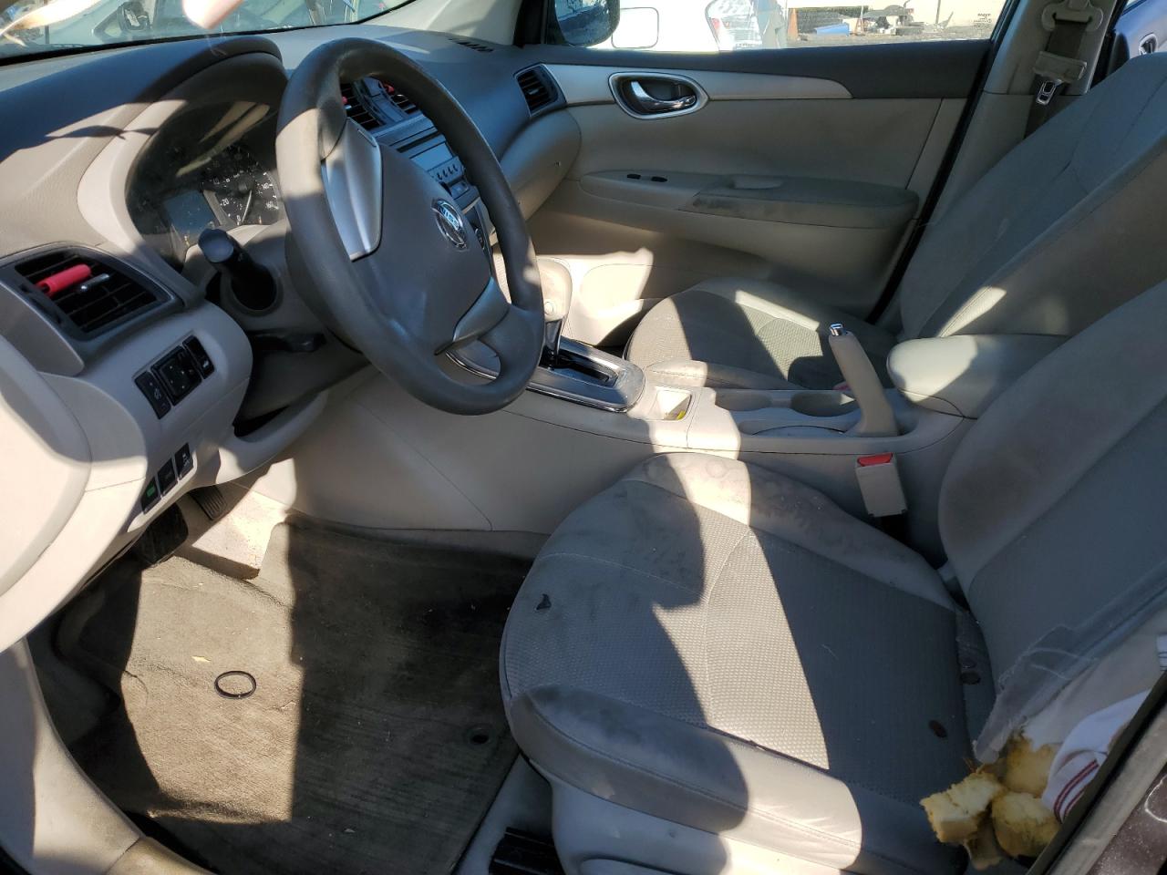 2014 Nissan Sentra - Image 7