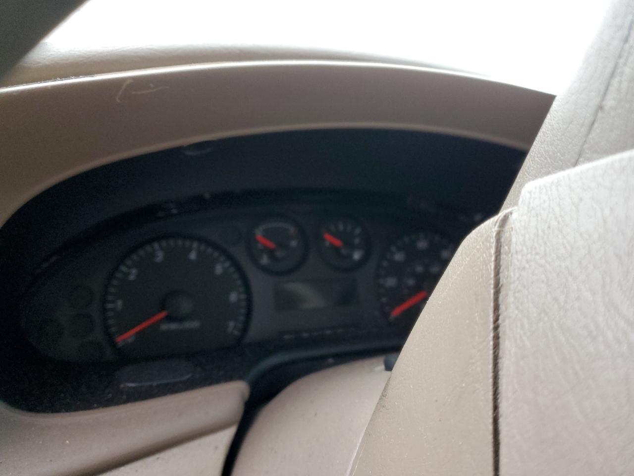 2007 Ford Taurus - Image 9