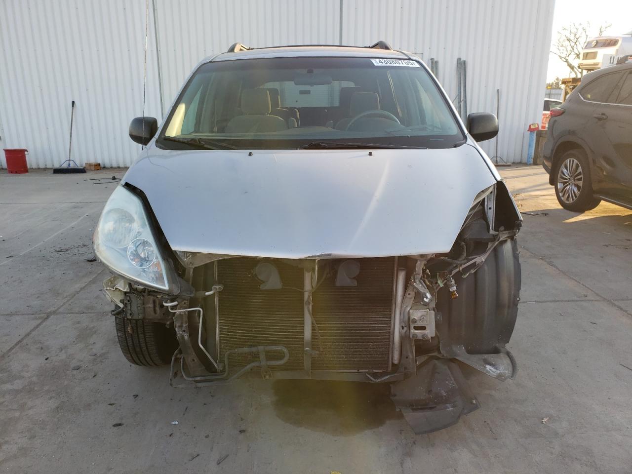 2006 Toyota Sienna - Image 5