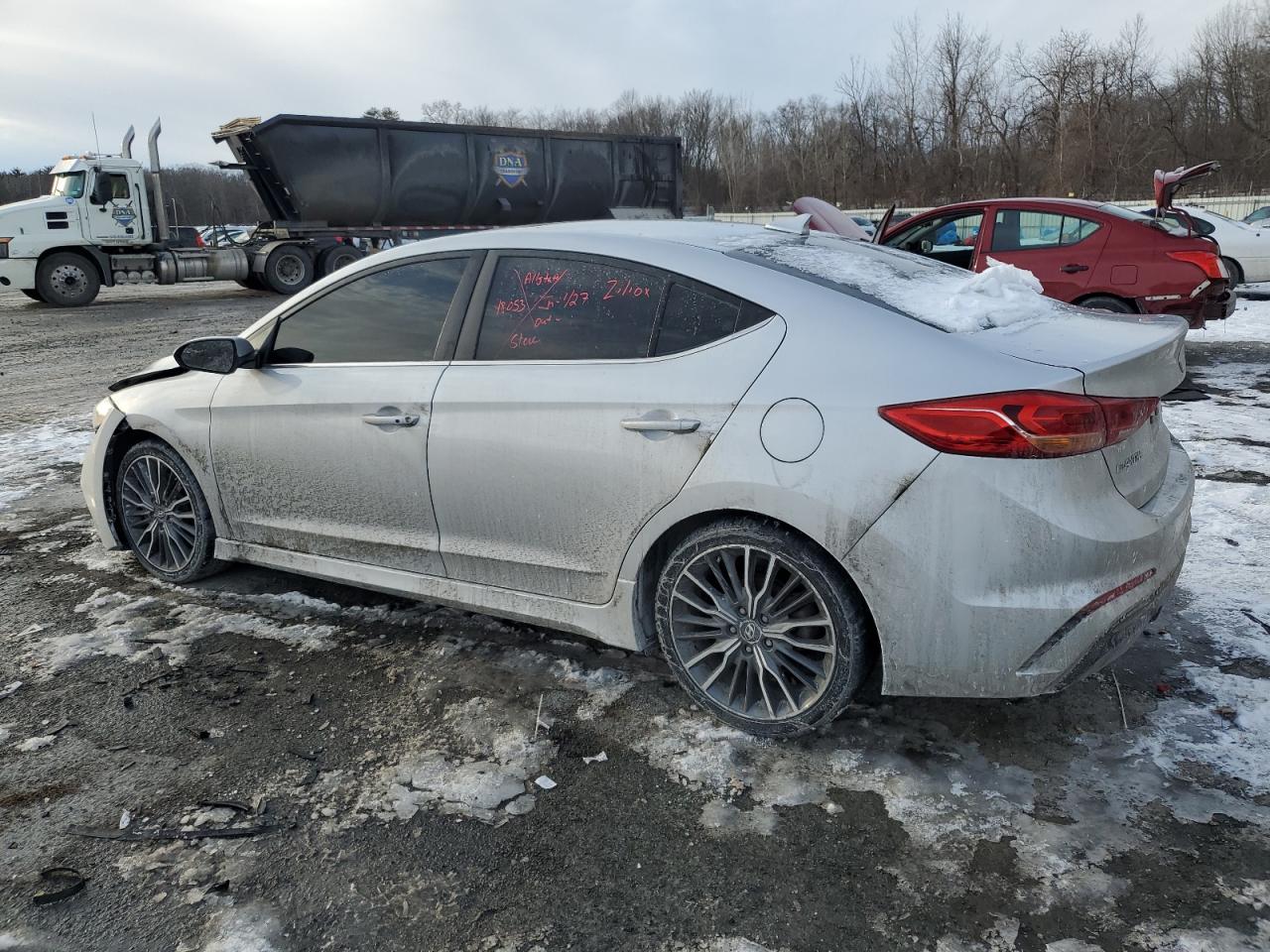 2018 Hyundai Elantra - Image 2