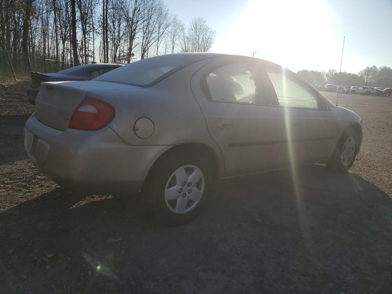 2003 Dodge Neon - Image 3