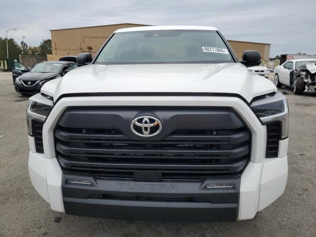  TOYOTA TUNDRA 2024 Biały