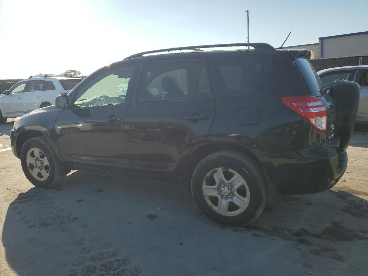 2012 Toyota RAV 4 - Image 2
