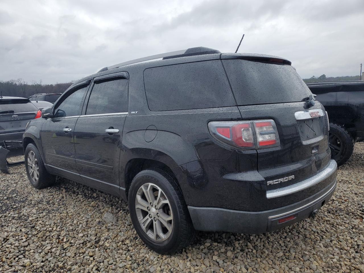 2014 GMC Acadia - Image 2