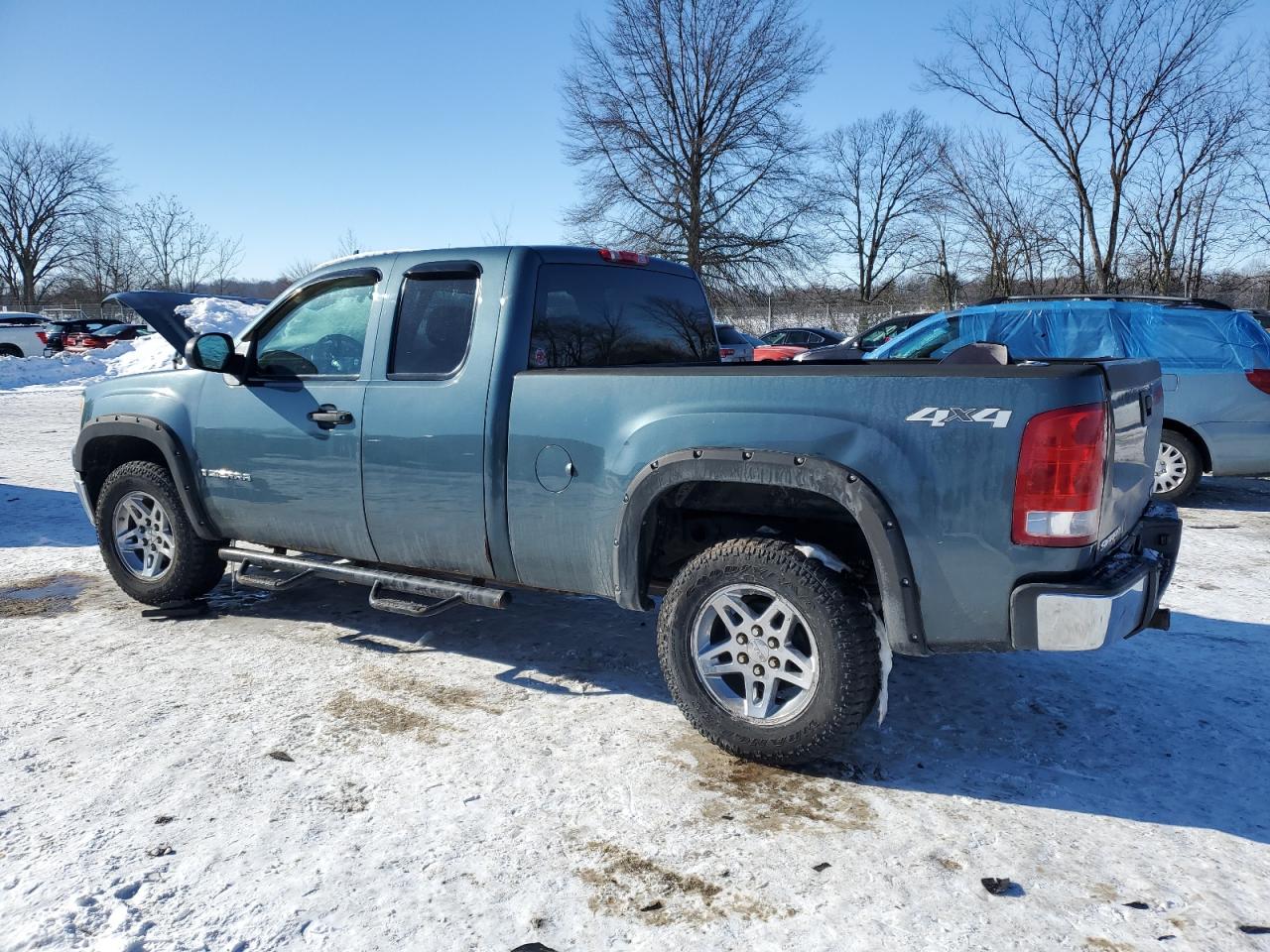 2009 GMC Sierra - Image 2