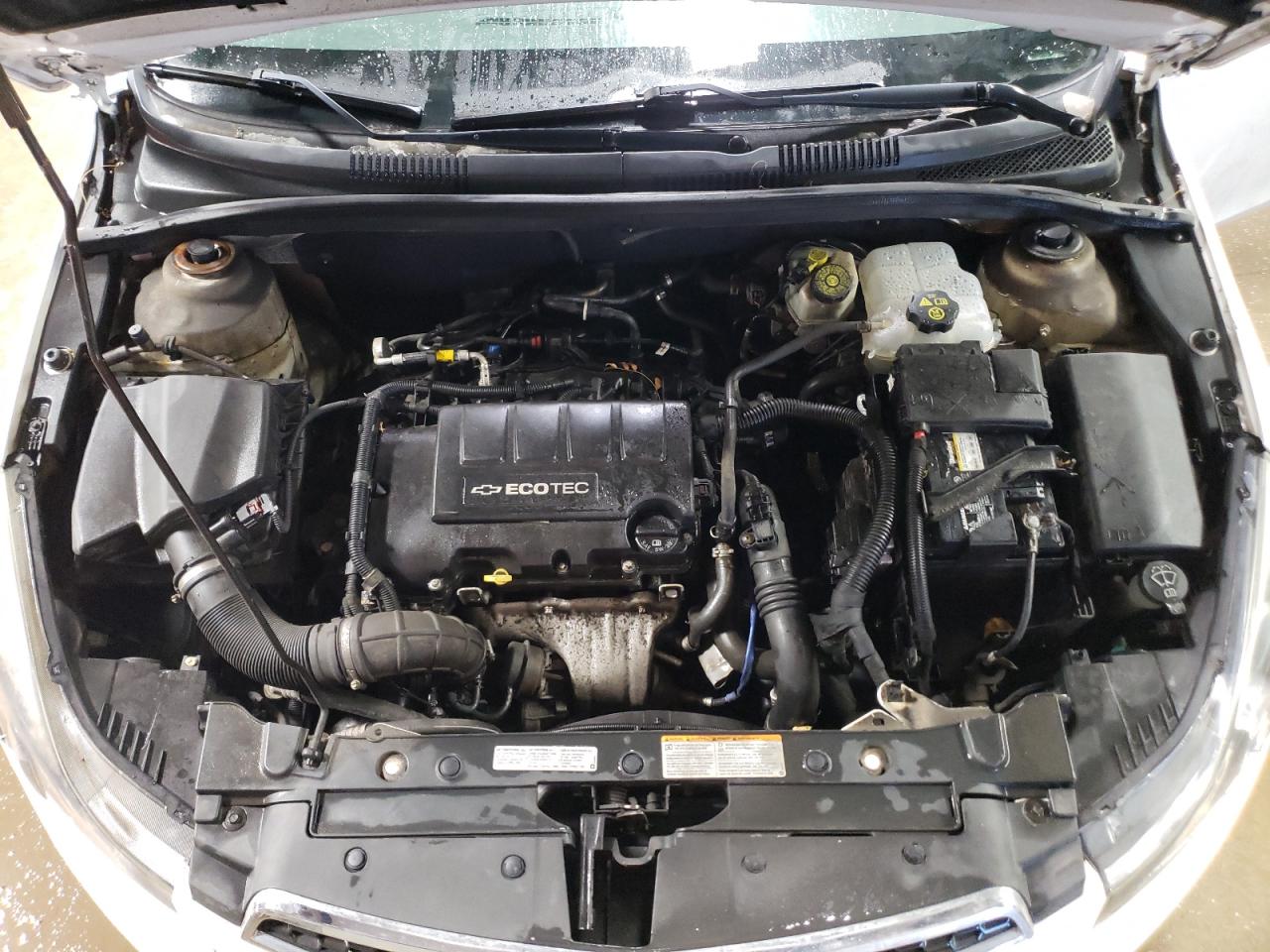 2013 Chevrolet Cruze - Image 12