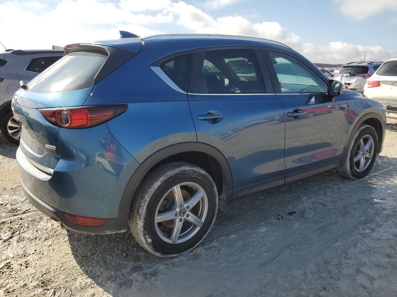 2019 Mazda CX-5 - Image 3