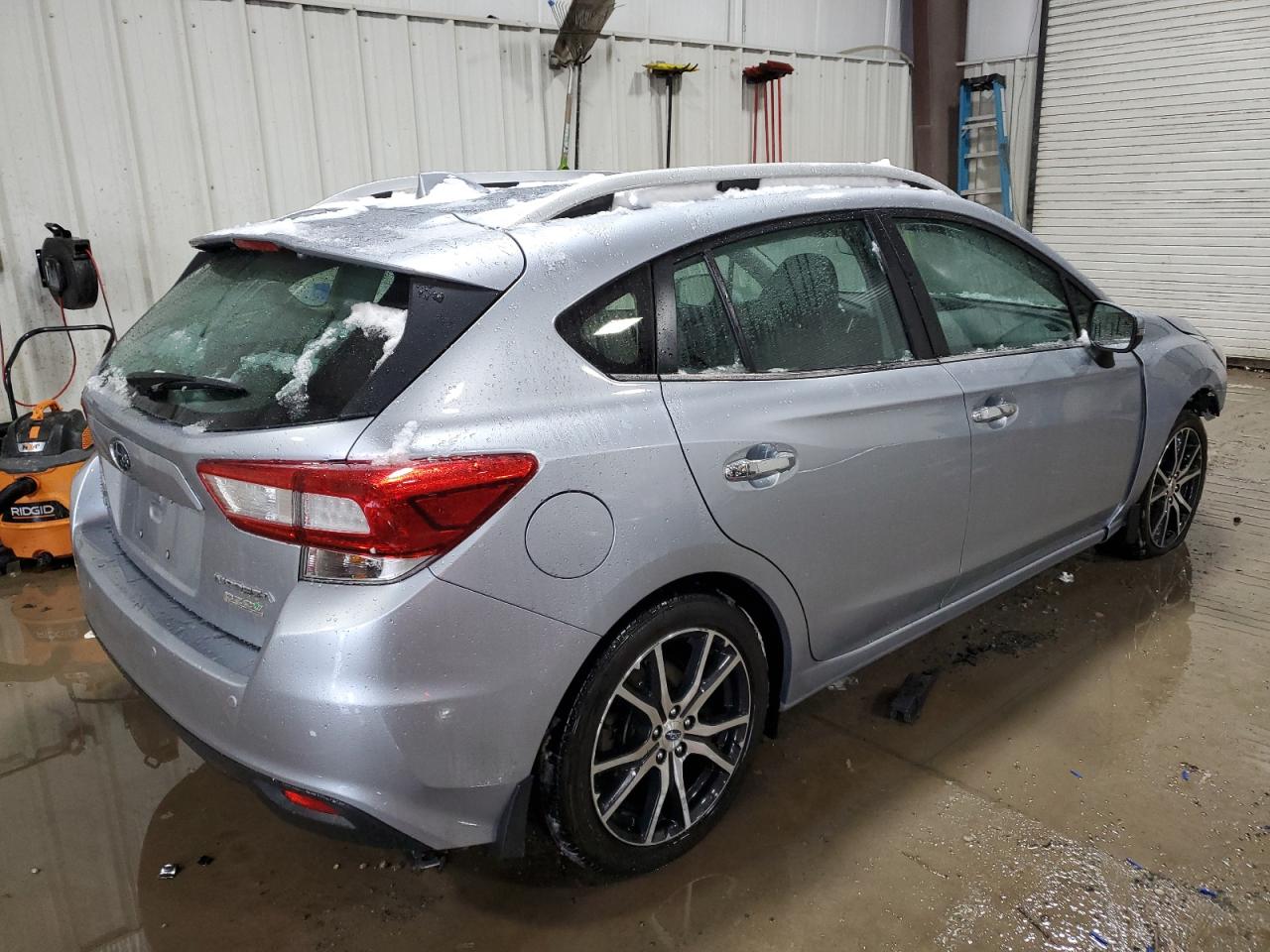 VIN 4S3GTAT68H3743964 2017 SUBARU IMPREZA no.3