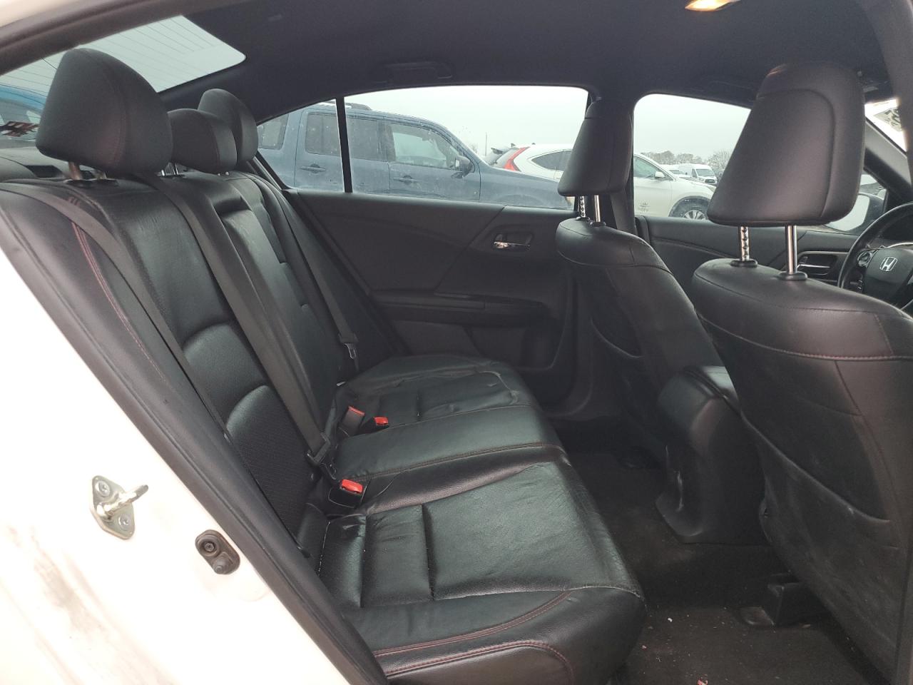 2017 Honda Accord - Image 10