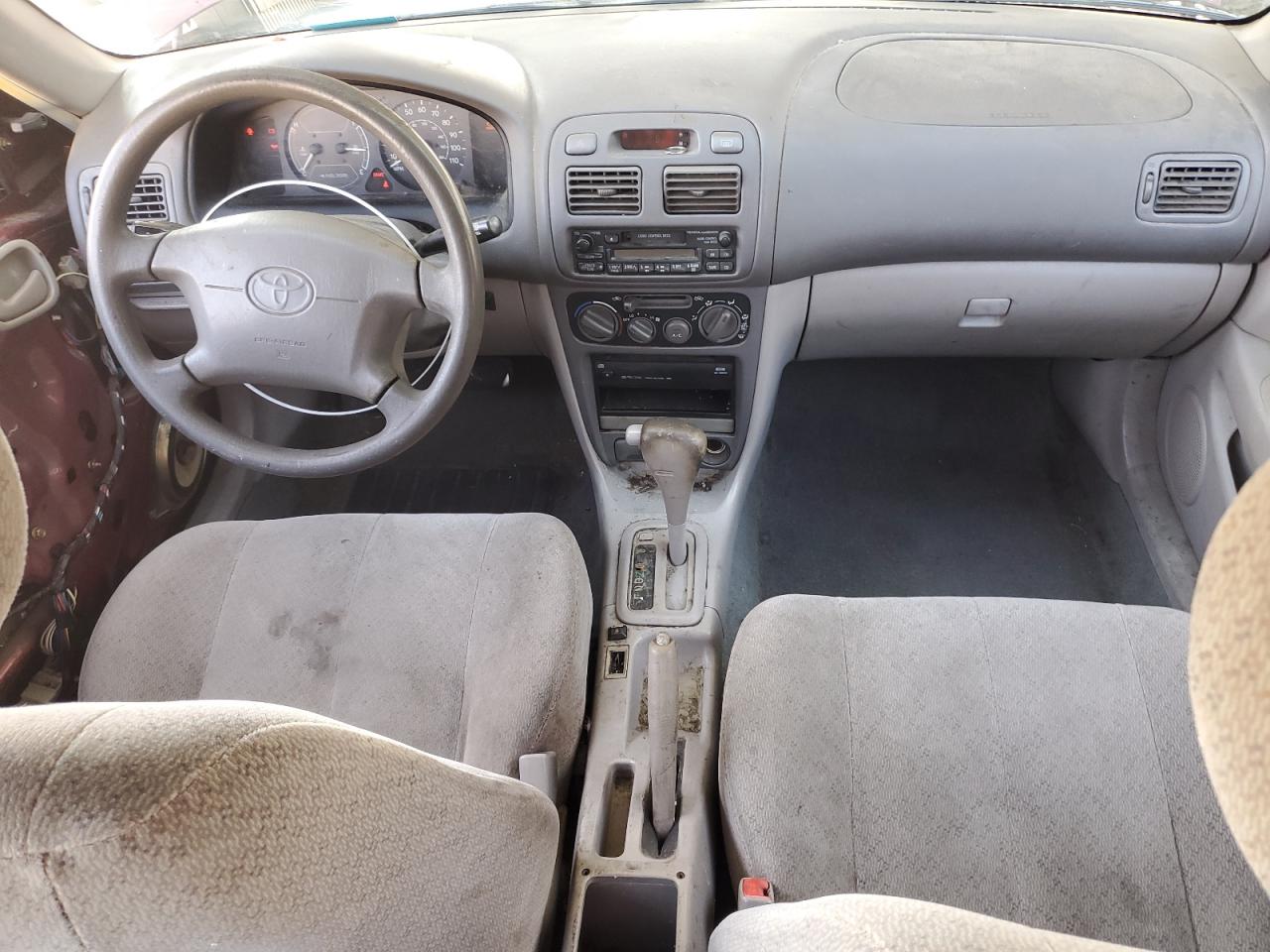 2000 Toyota Corolla - Image 8