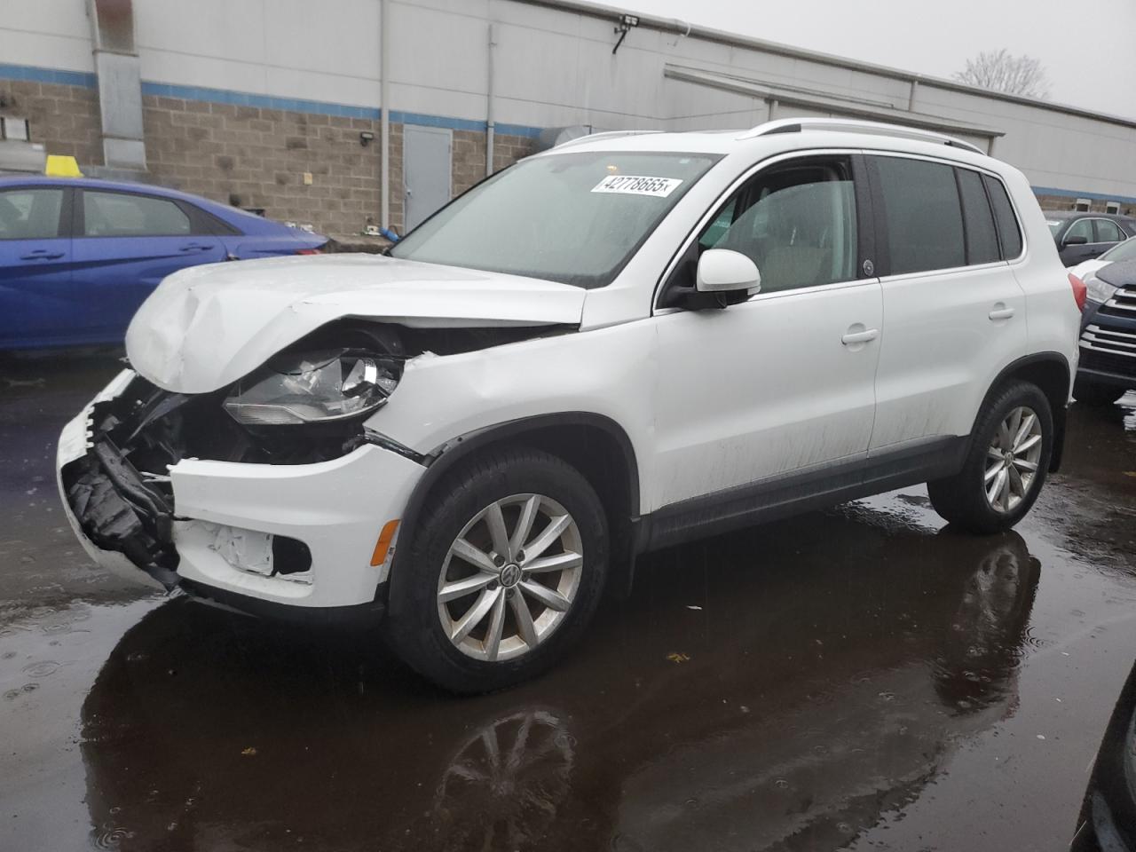 2017 Volkswagen Tiguan - Image 1