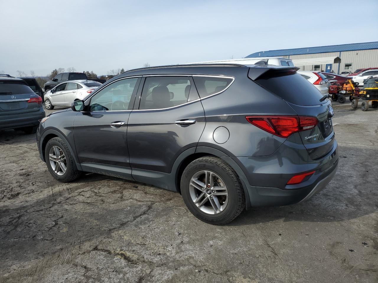 5XYZUDLB1HG465456 2017 HYUNDAI SANTA FE - Image 2