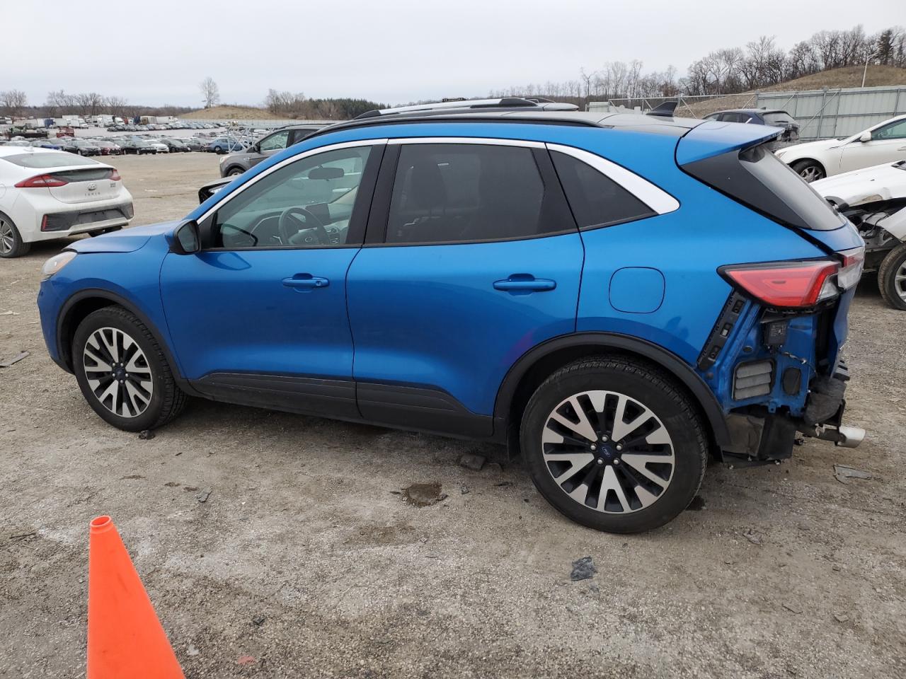 2020 Ford Escape - Image 2