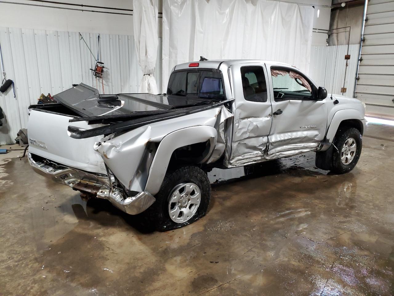 2012 Toyota Tacoma - Image 3