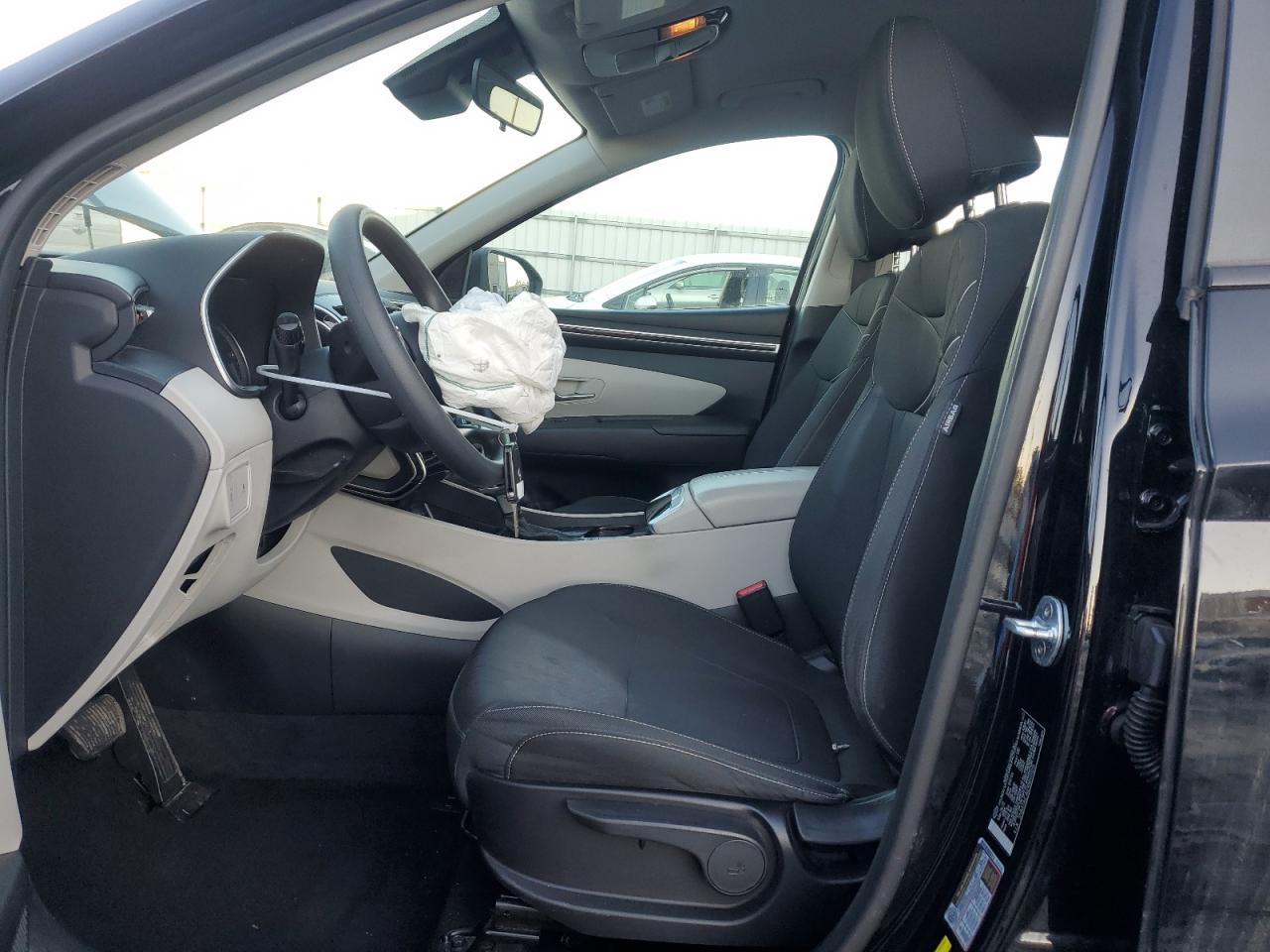 2022 Hyundai Tucson - Image 7