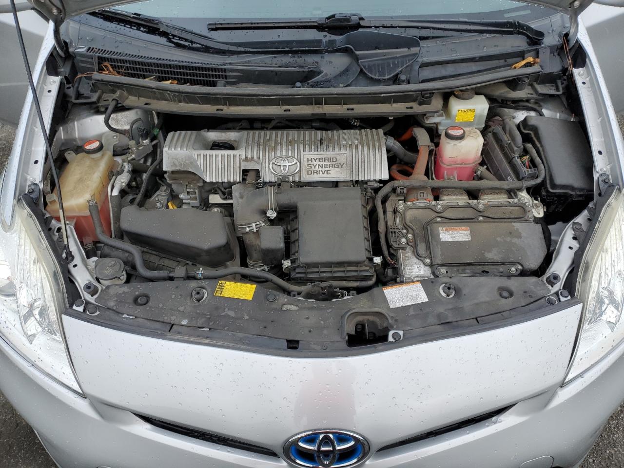 2015 Toyota Prius - Image 11