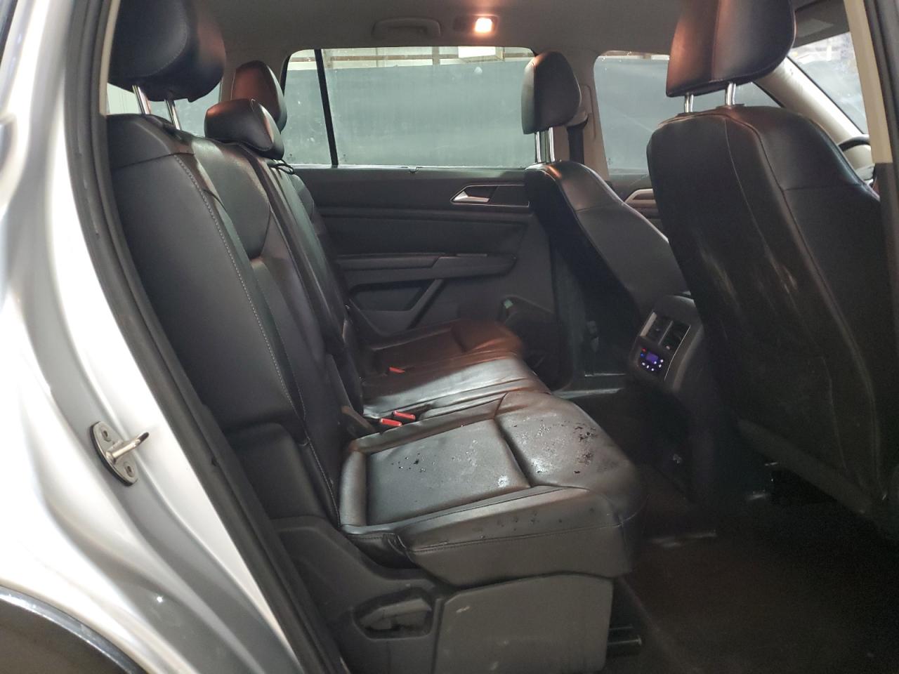 2018 Volkswagen Atlas - Image 11