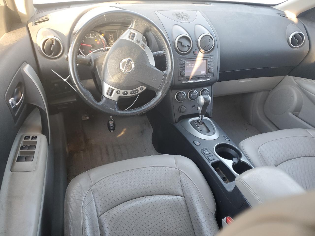2013 Nissan Rogue - Image 8