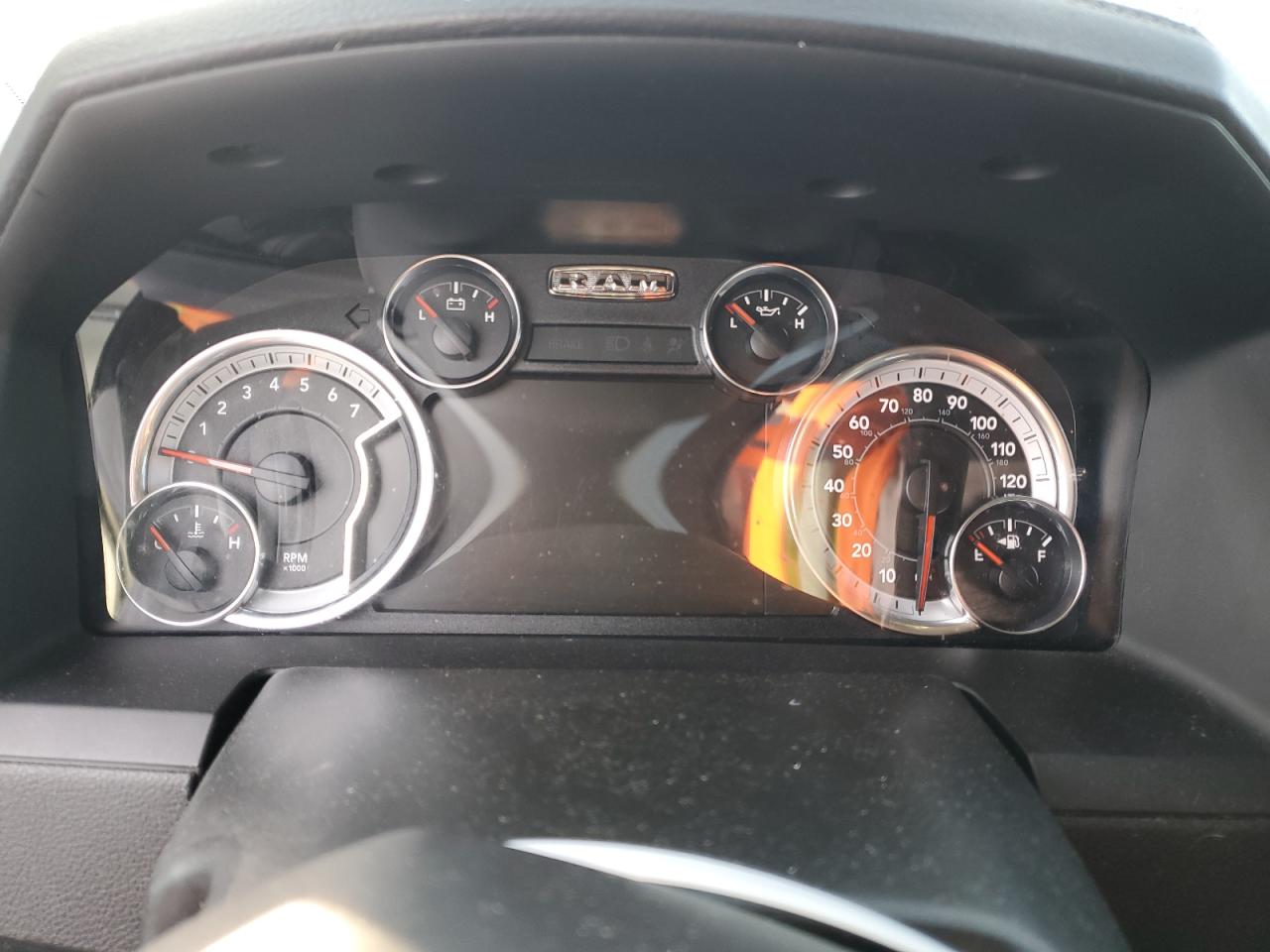 2018 RAM 1500 - Image 9