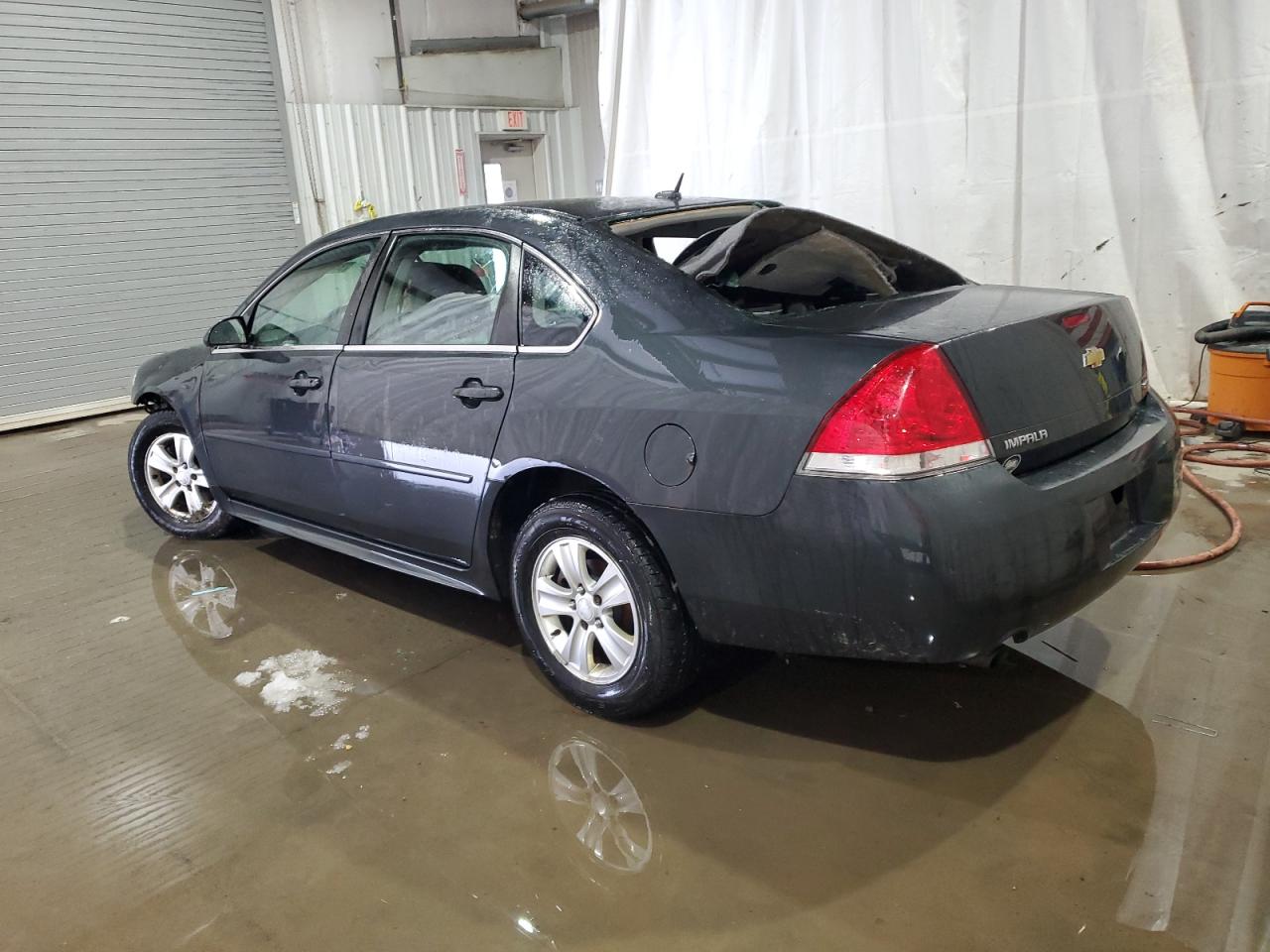2015 Chevrolet Impala - Image 2