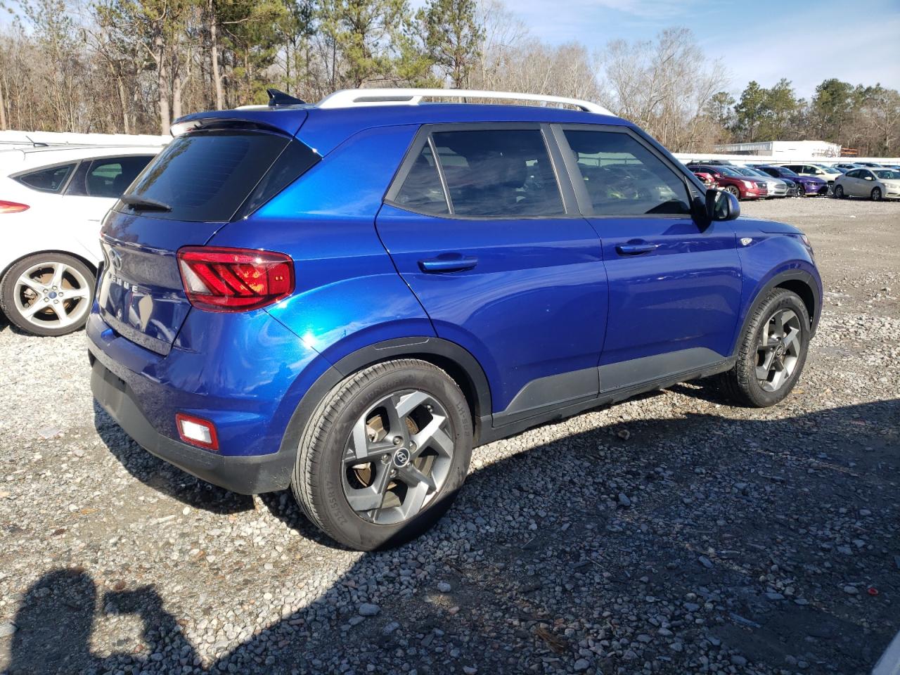 2022 Hyundai Venue - Image 3