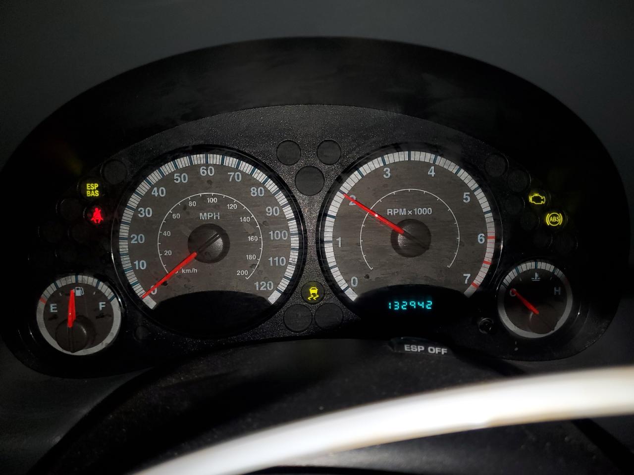 2006 Jeep Liberty (North America) - Image 9