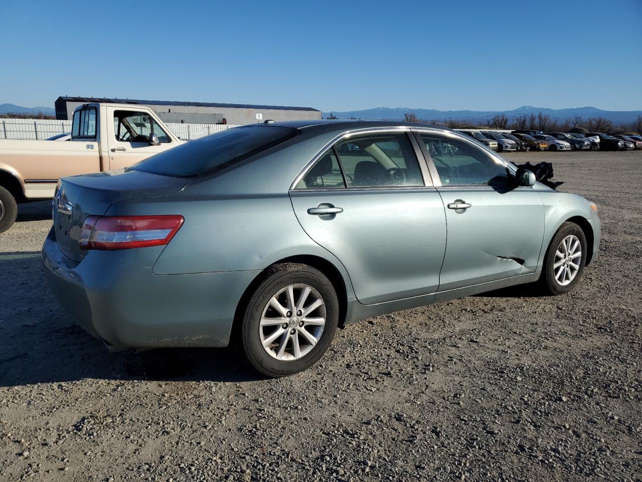 2011 Toyota Camry - Image 3