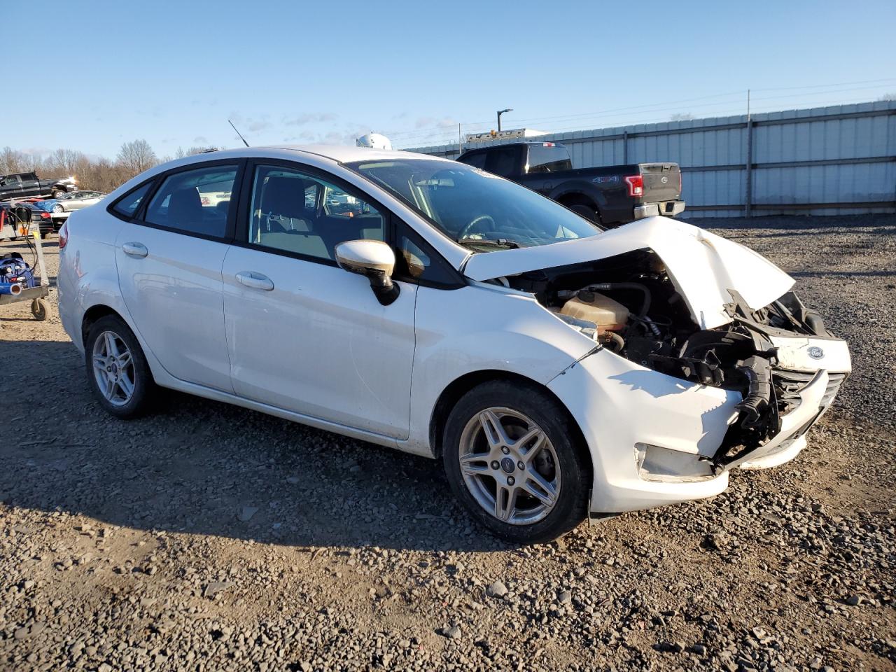 2017 Ford Fiesta - Image 4