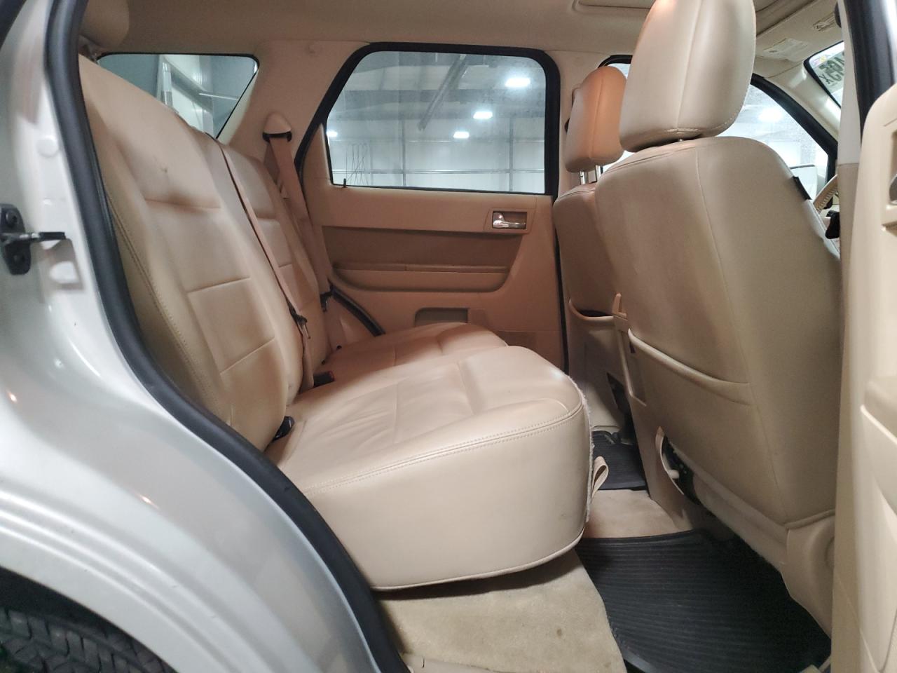 2009 Ford Escape - Image 11