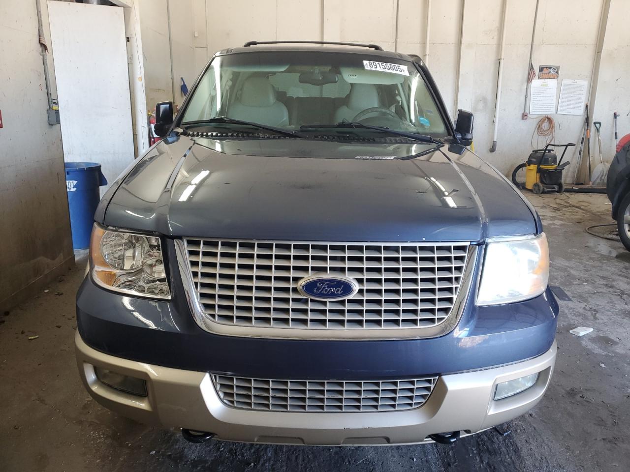 2003 Ford Expedition - Image 5