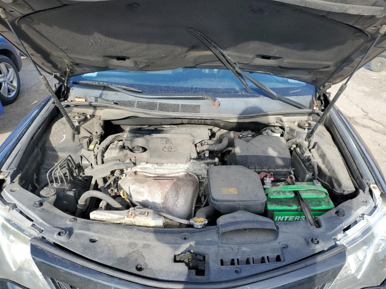2014 Toyota Camry - Image 11