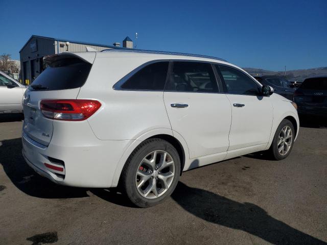  KIA SORENTO 2016 Білий