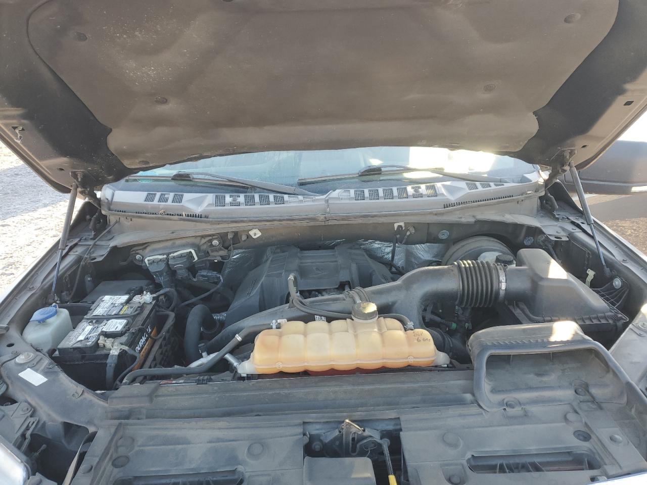 2015 Ford F-150 - Image 12
