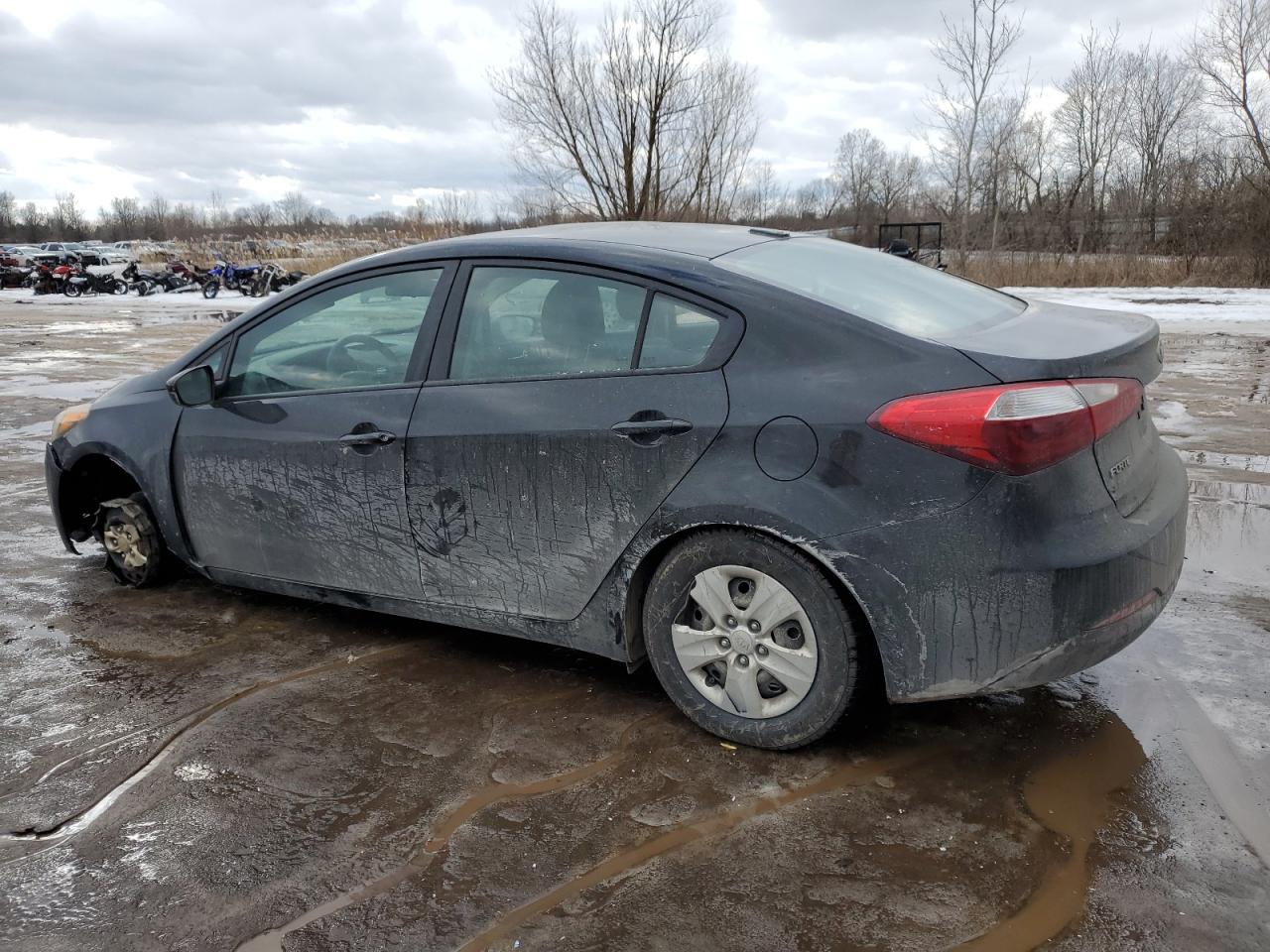 2015 Kia Forte - Image 2