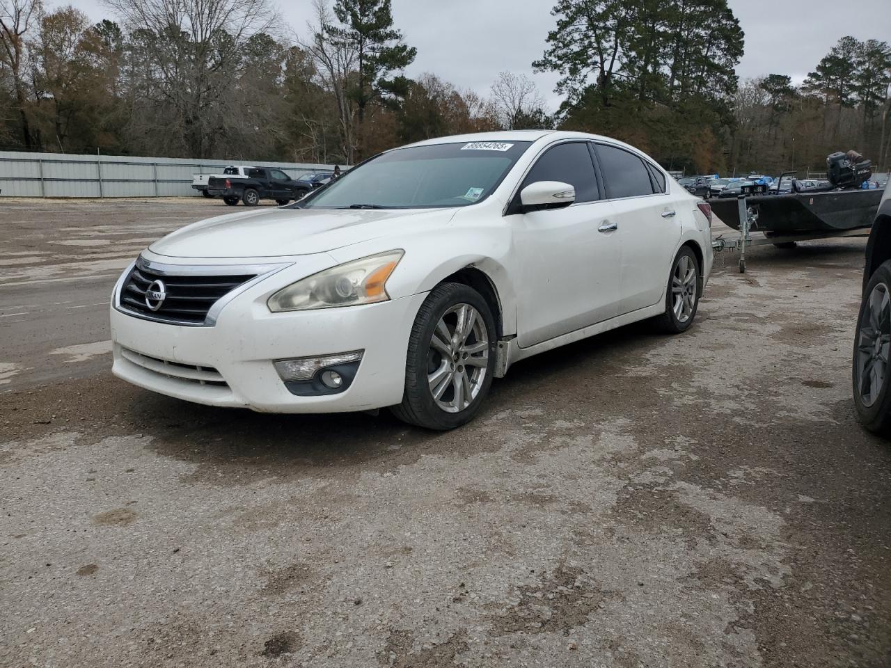 2015 Nissan Altima - Image 1