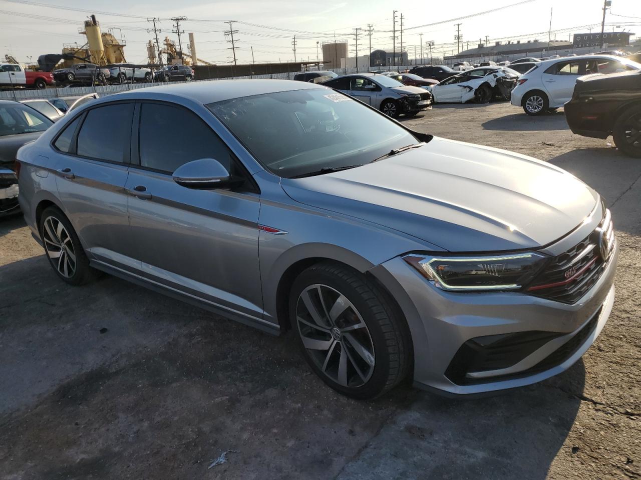 2019 Volkswagen Jetta - Image 4