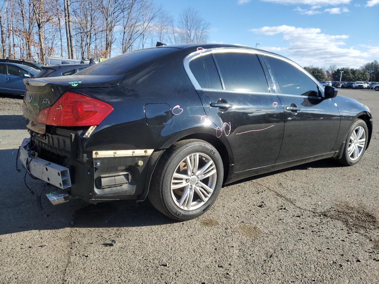 2013 Infiniti G - Image 3