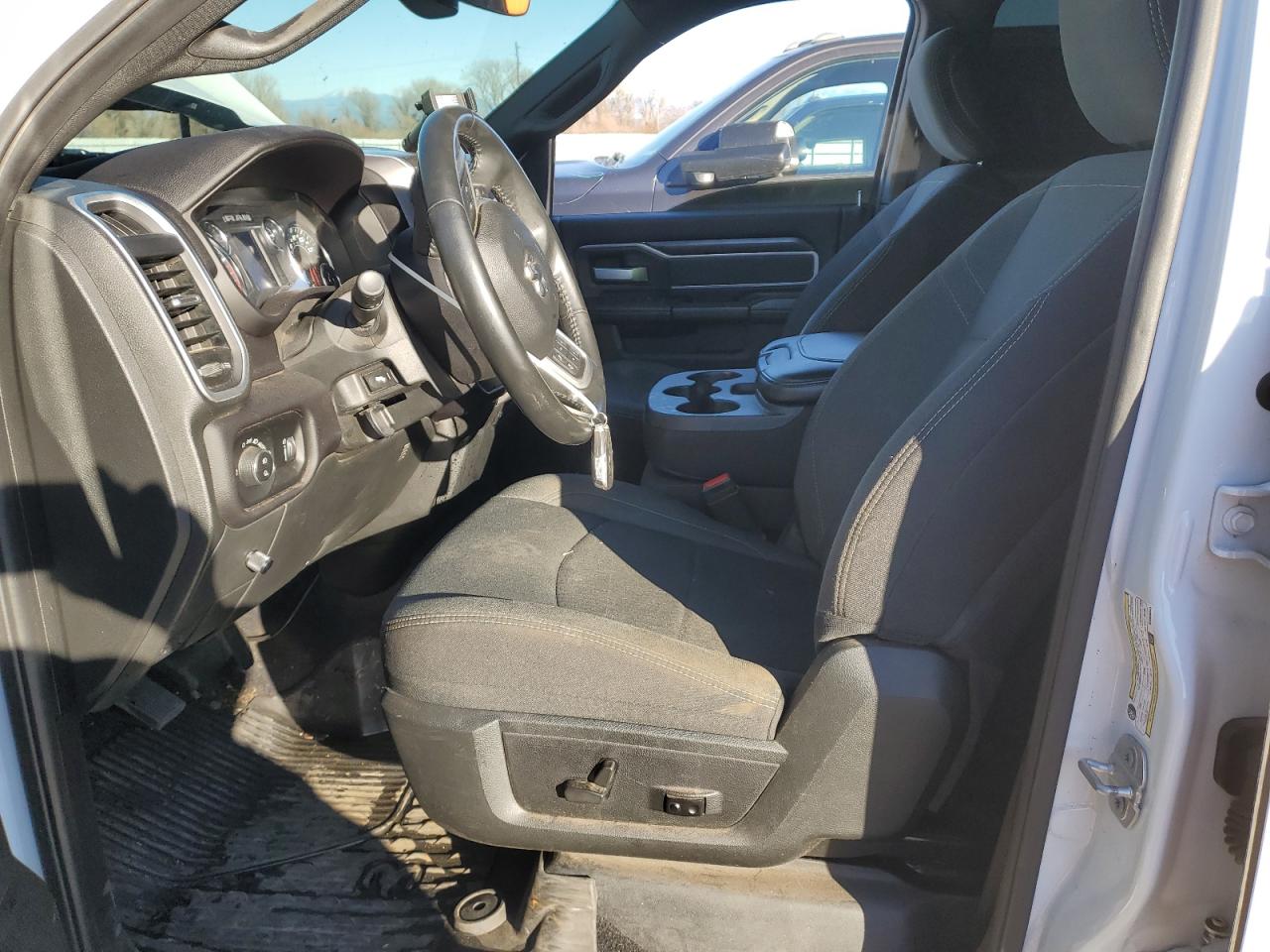 2021 RAM 3500 - Image 7