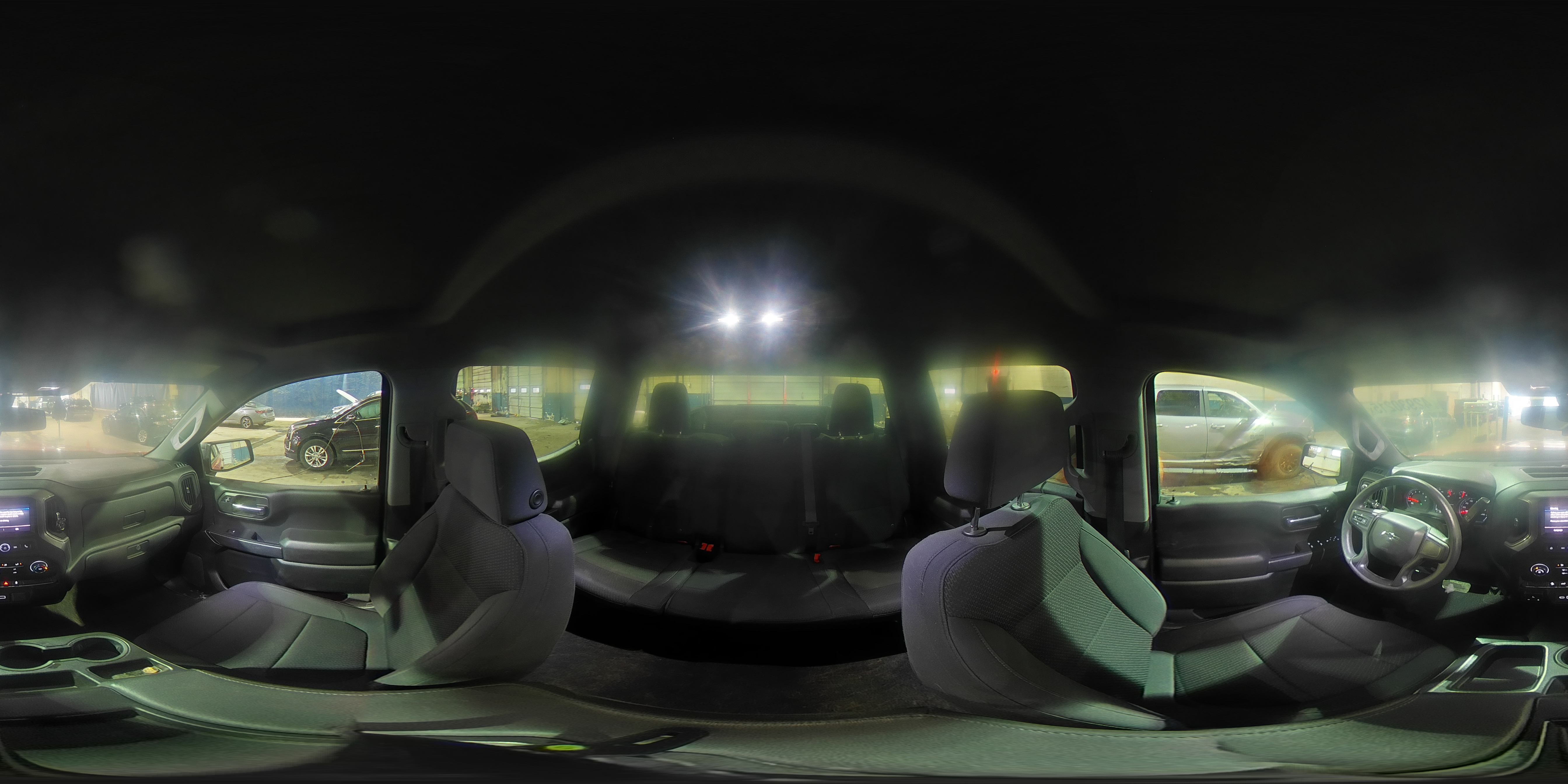 2021 Chevrolet Silverado - Image 15