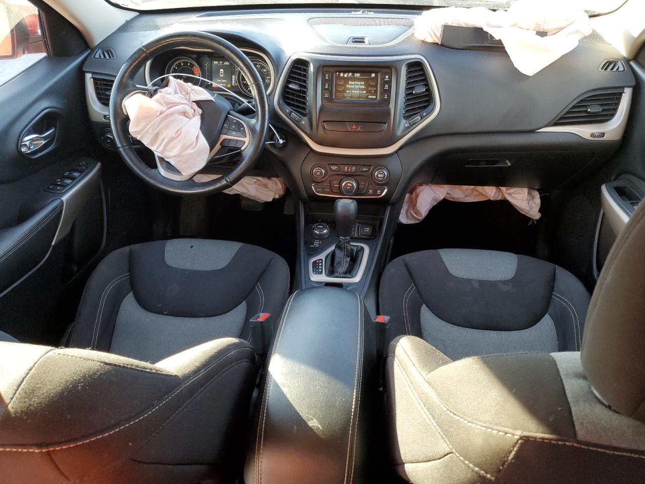 2018 Jeep Grand Cherokee - Image 8