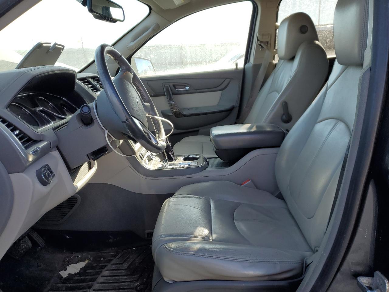 2013 GMC Acadia - Image 7