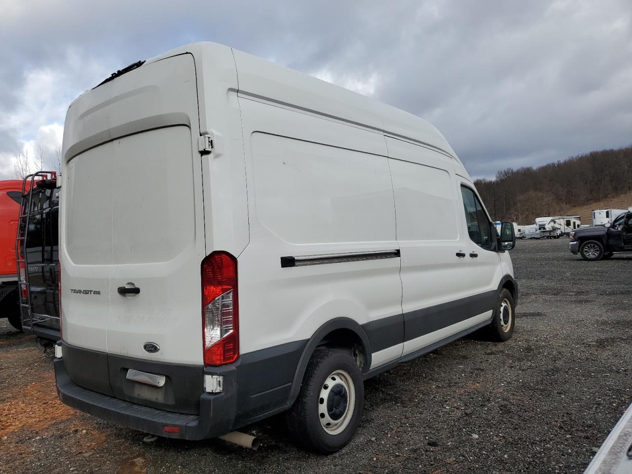 2021 Ford Transit - Image 4