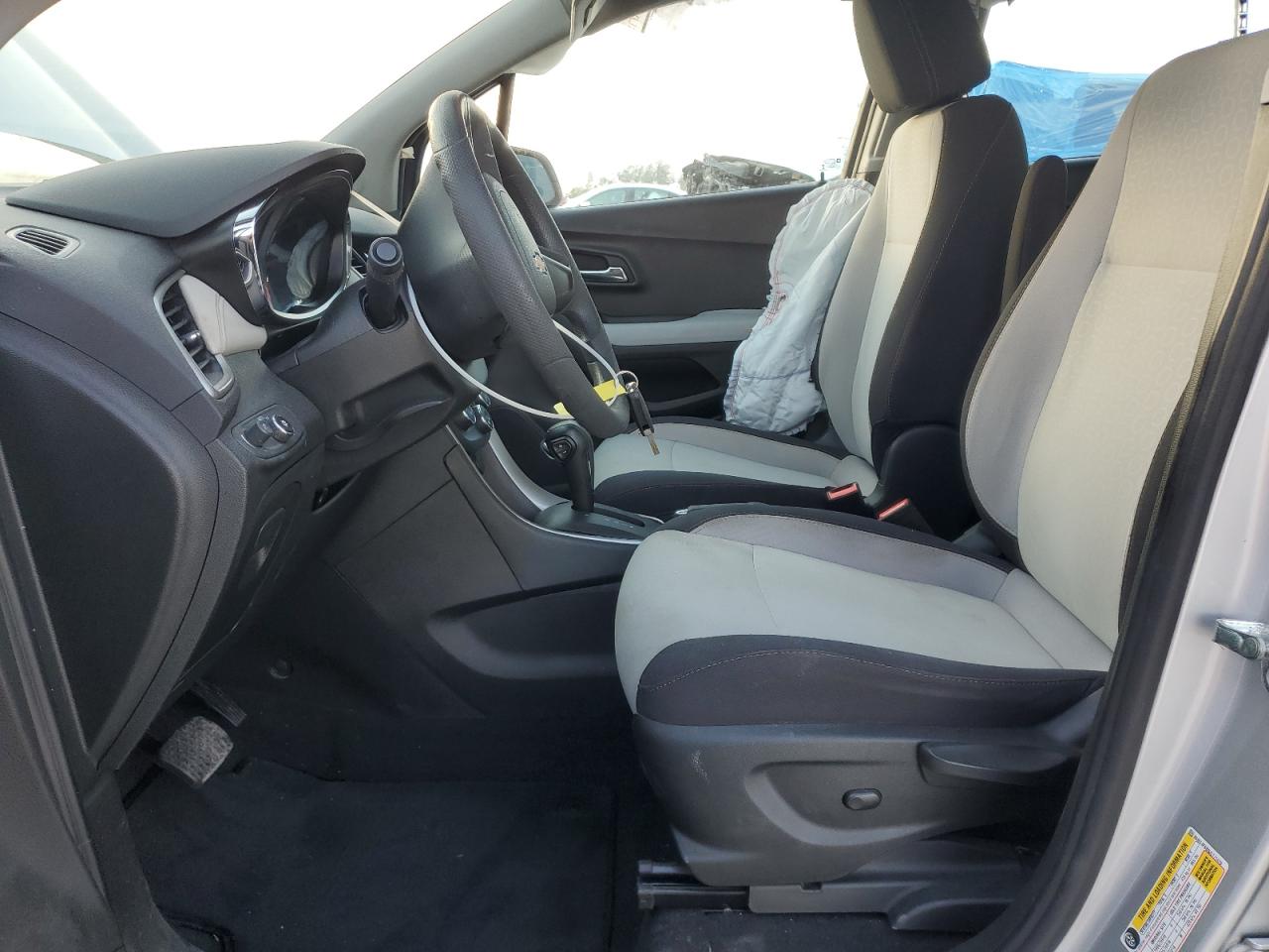 2018 Chevrolet Trax Ls VIN: 3GNCJKSB8JL171479 Lot: 87708845