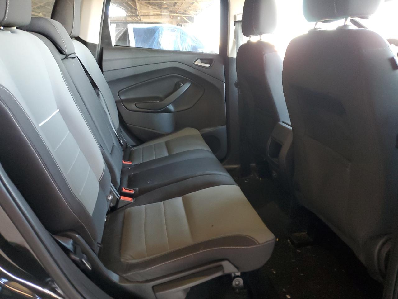 2015 Ford Escape - Image 10