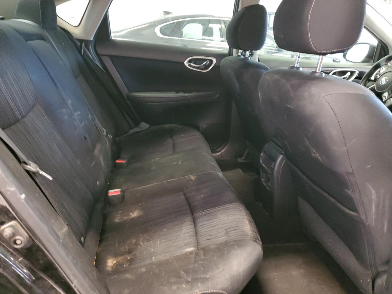 2017 Nissan Sentra - Image 10