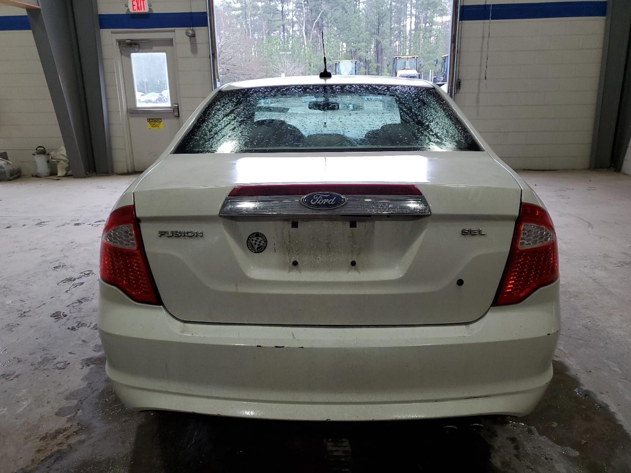 2010 Ford Fusion - Image 6
