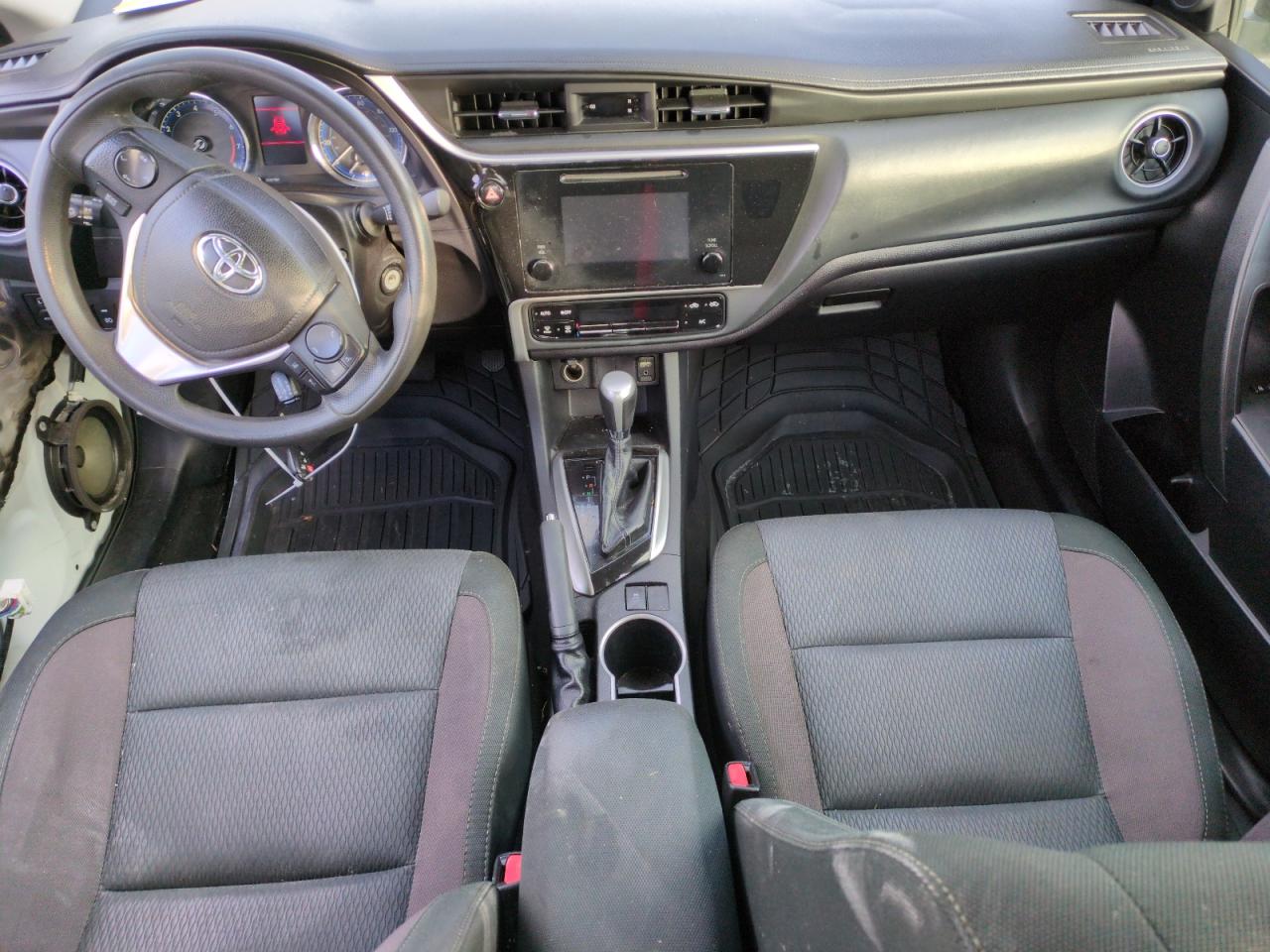 2018 Toyota Corolla L VIN: 2T1BURHE0JC104707 Lot: 88170885