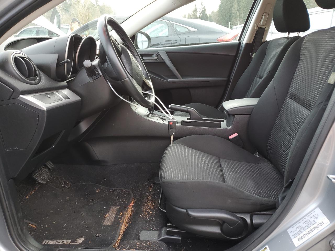 2012 Mazda 3 - Image 7